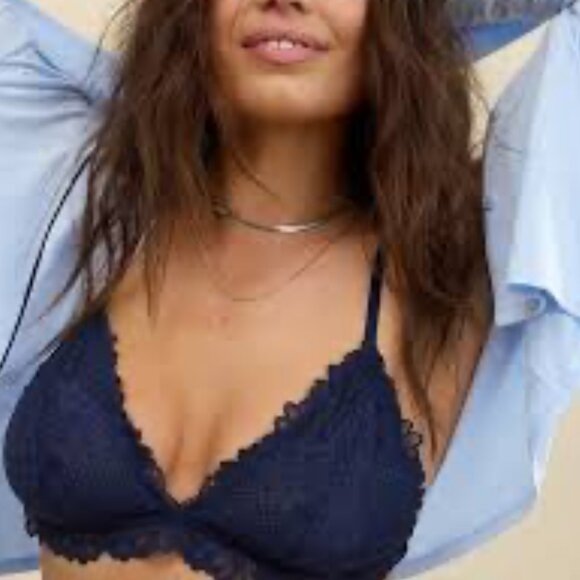 Aerie Blue Velvet Lace Bralette Size Large Adjustable Wireless - Picture 1 of 5